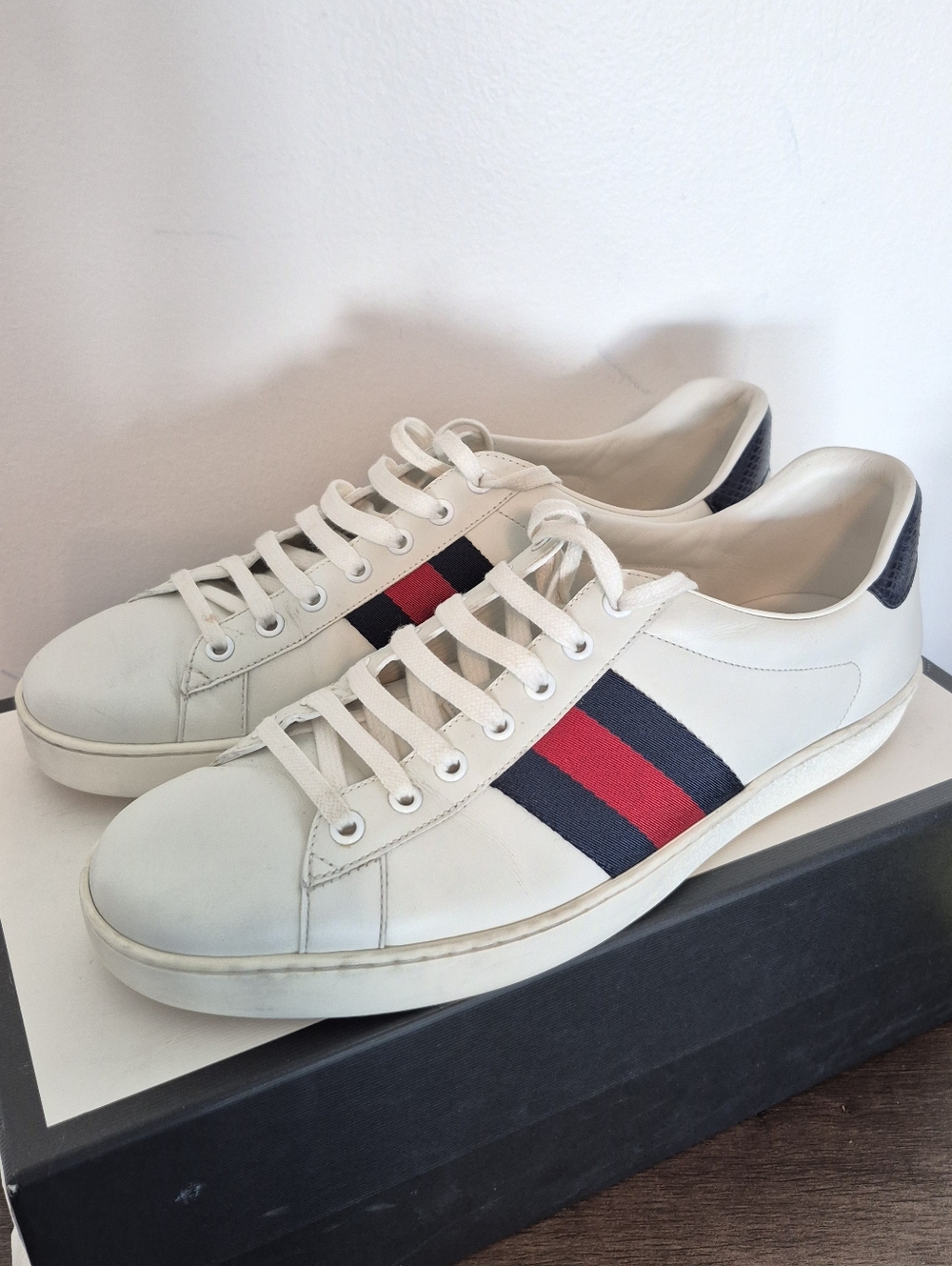 GUCCI Ace White Leather Sneakers - Men Size 10.5 (US 11) - Black Heel -With Box